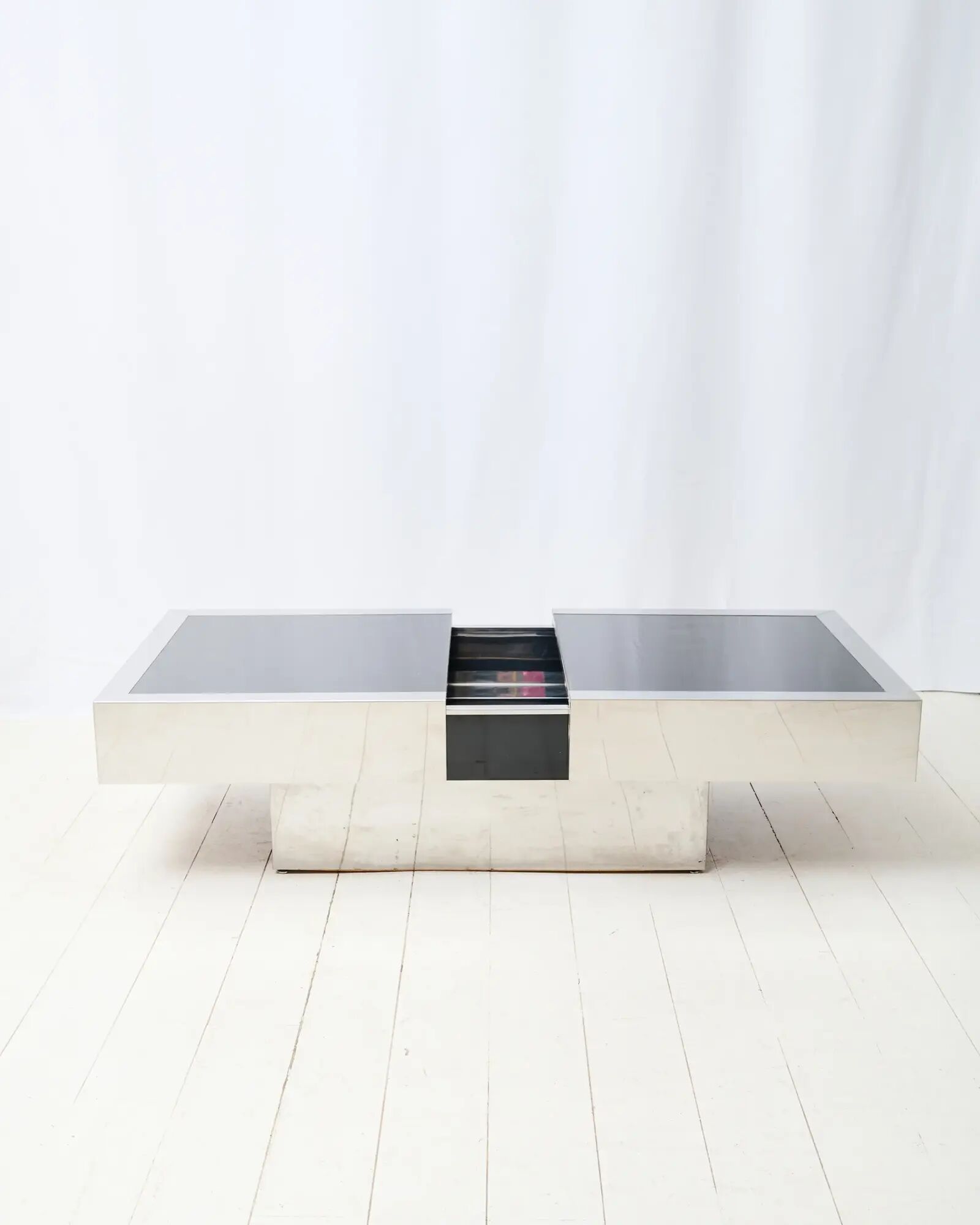 Black and chrome bar coffee table, Willy Rizzo, Cidue, 1970s