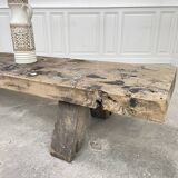 Large 1900 oak coffee table