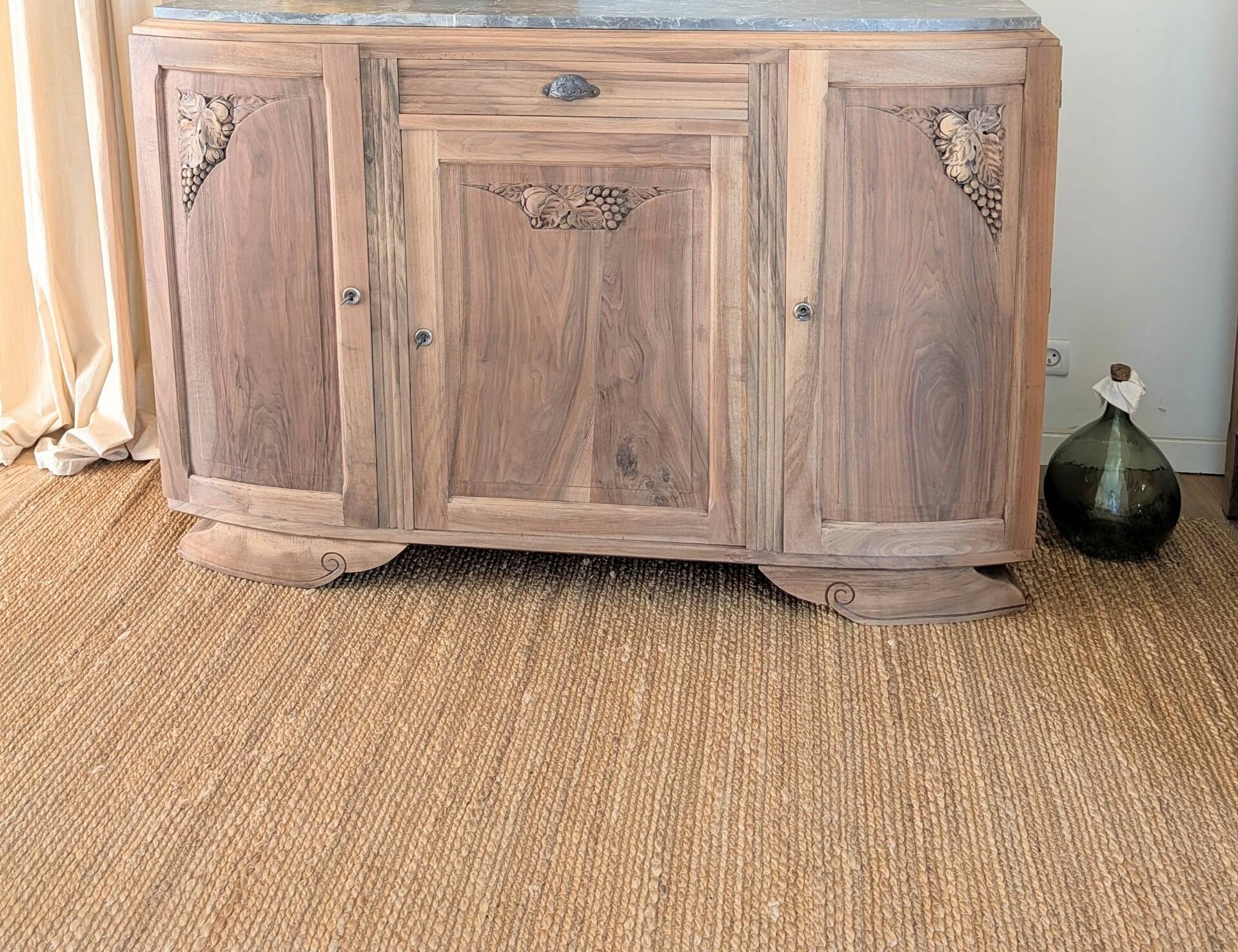 Buffet art déco en noyer