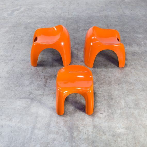 Three stool 'Efebo' Stacy Dukes of the 1960s for Artemide