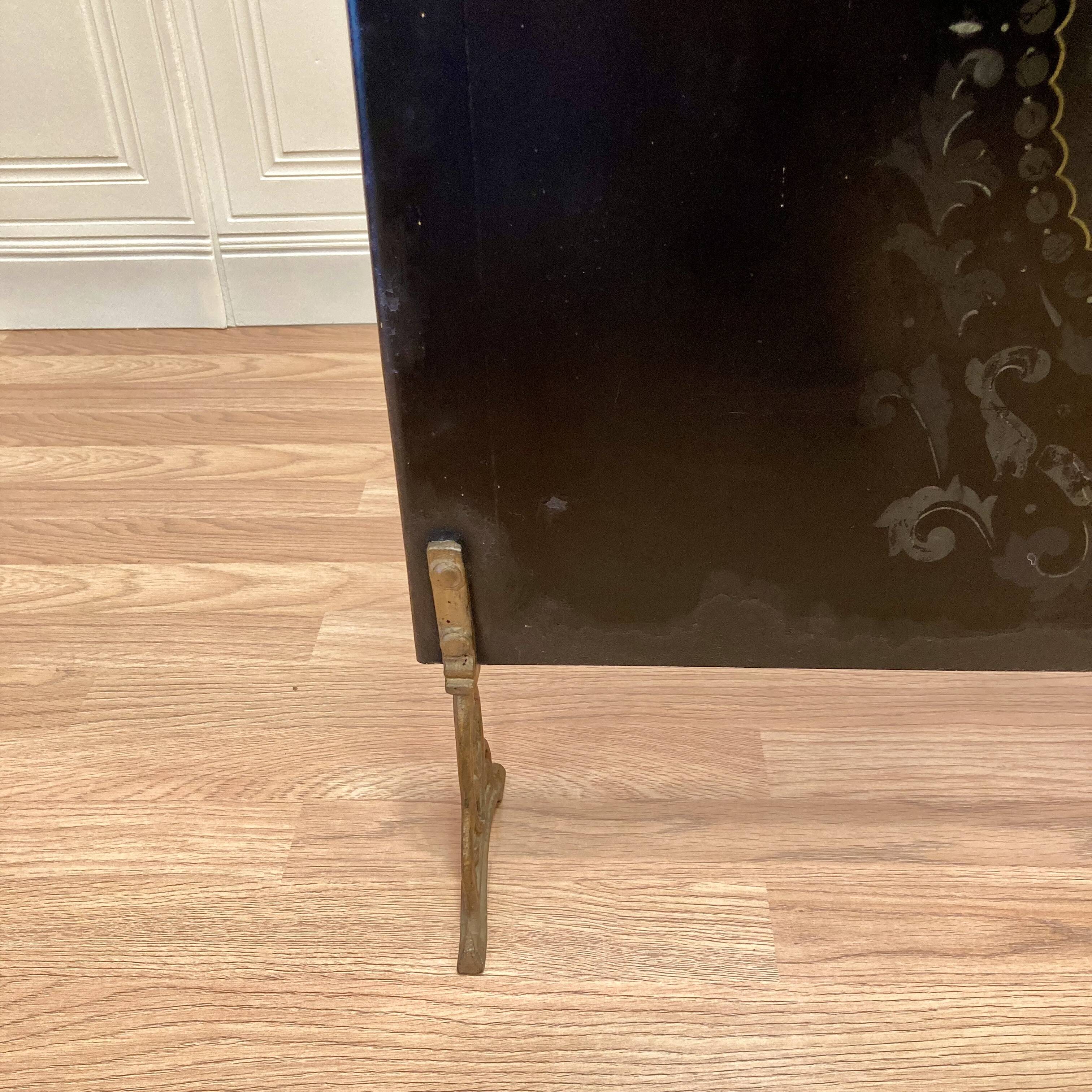 ANTIQUE METAL CHIMNEY FIREPLACE SCREEN.
