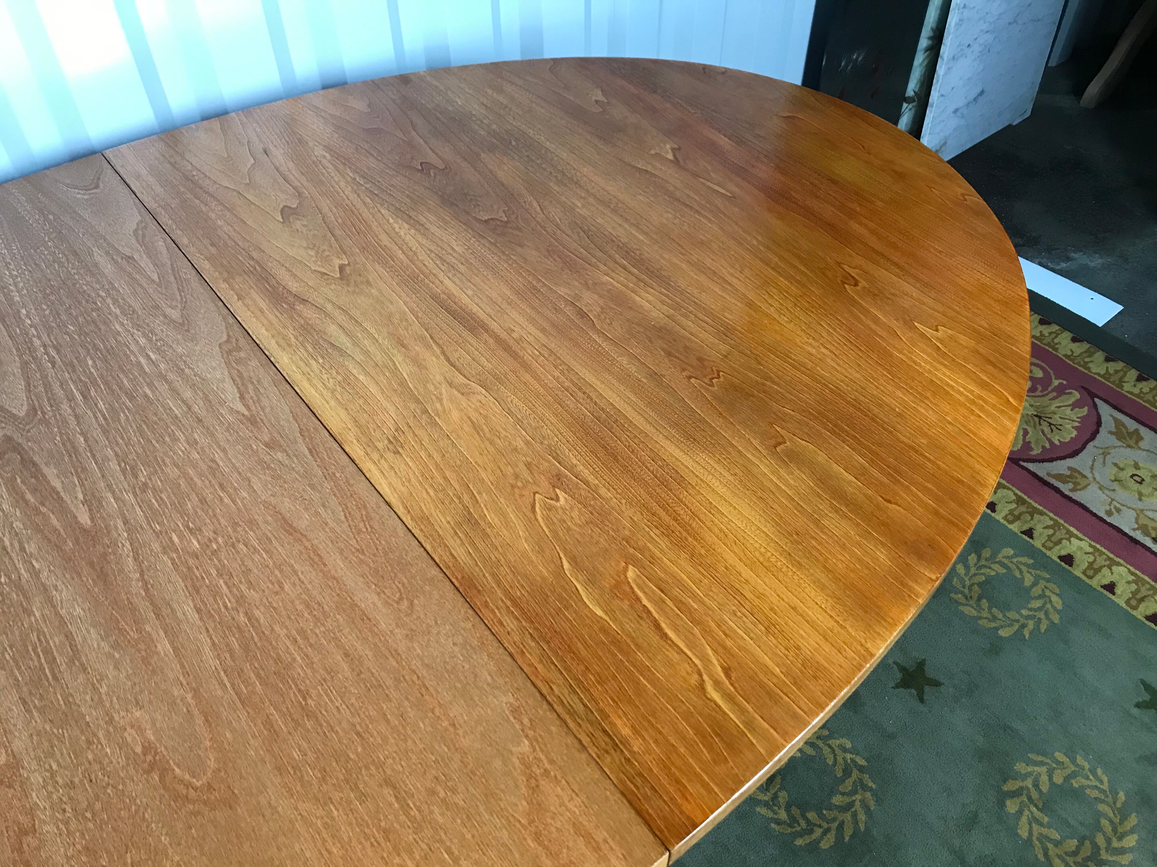 Baumann Oval Dining Table - 2 extensions