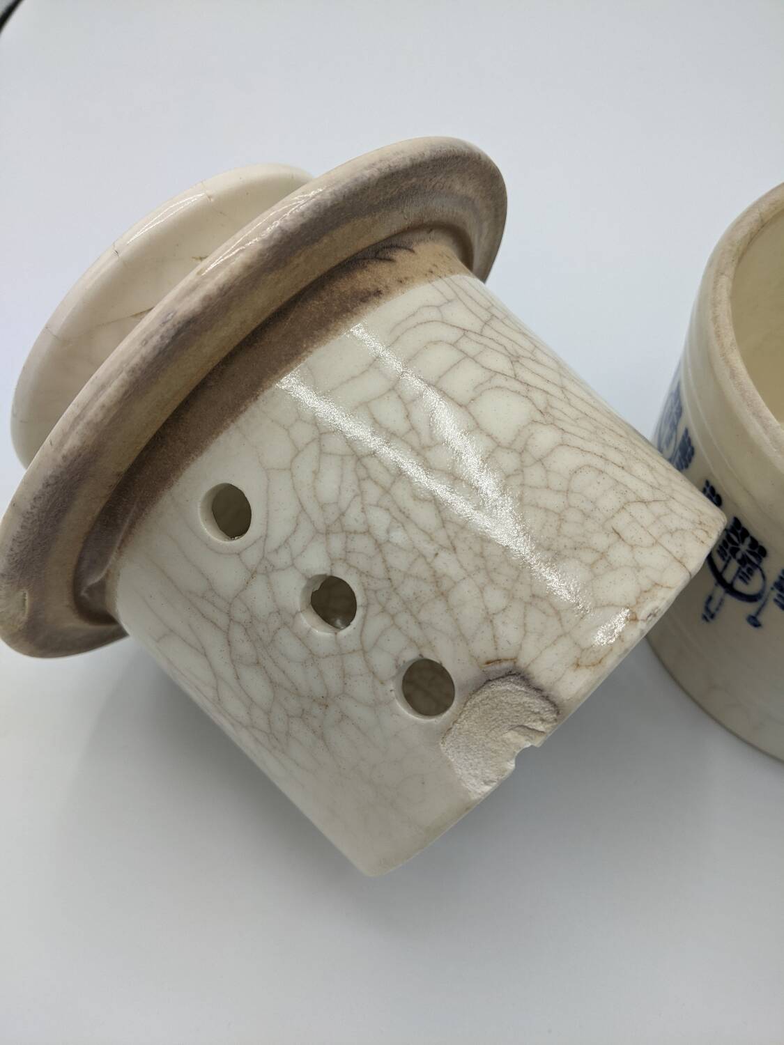Butter dish