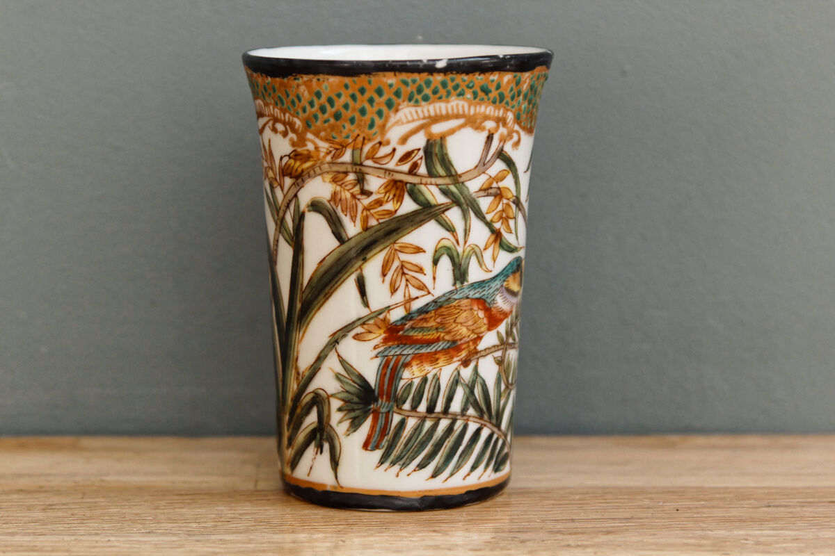 Signed glass, Chinese porcelain