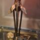Wrought iron lamp from 1920 to 30, with gold patina with pretty pink tulip 39x16