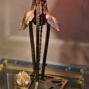 Wrought iron lamp from 1920 to 30, with gold patina with pretty pink tulip 39x16