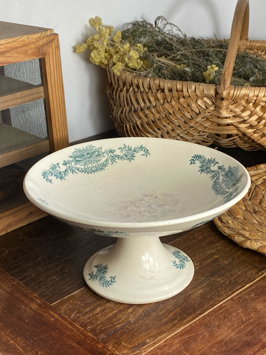 Earthenware compote from the Lutece Longchamp collection.
