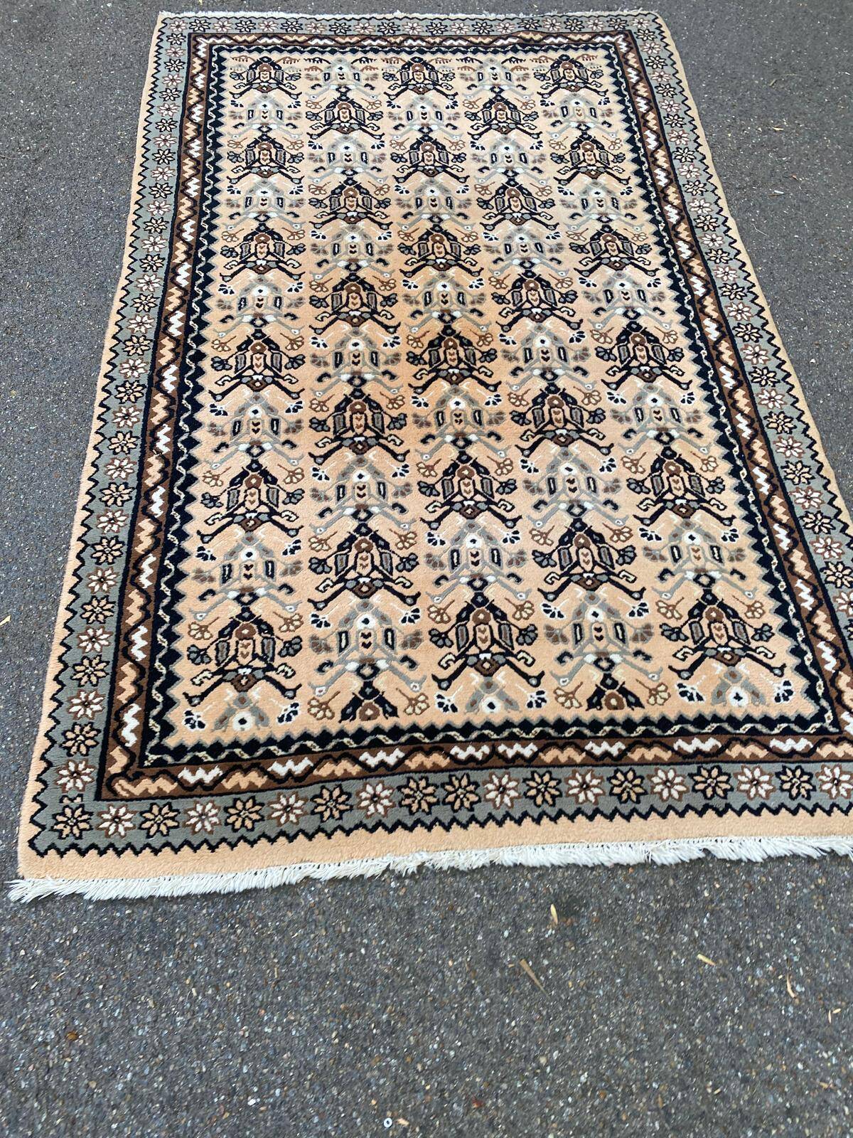Tapis persan en laine noué à la main 150x250cm