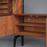 Meuble mural modulaire en teck par Louis van Teffellen pour Wébé. Années 1950