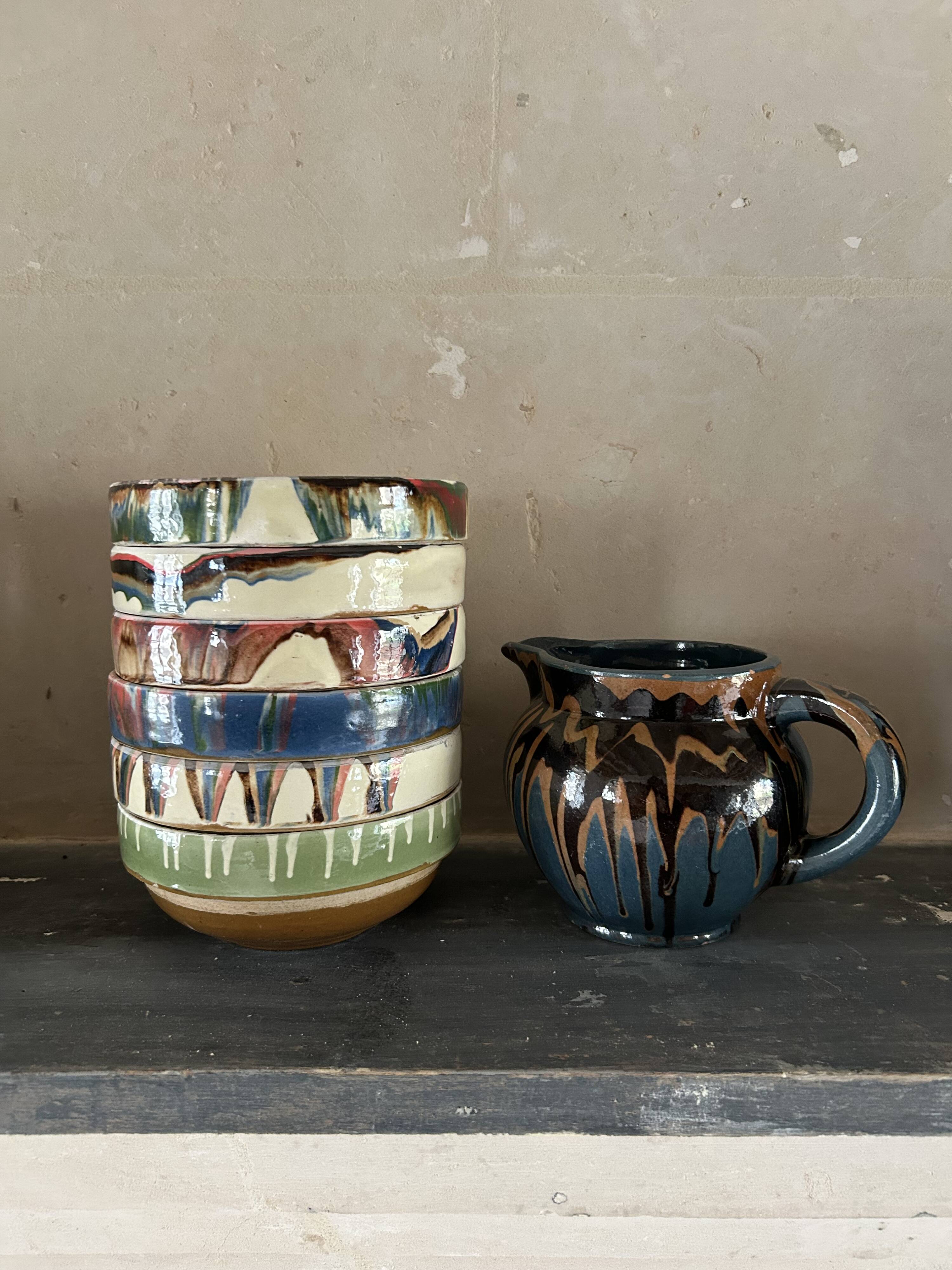 Bowl in painted terracotta