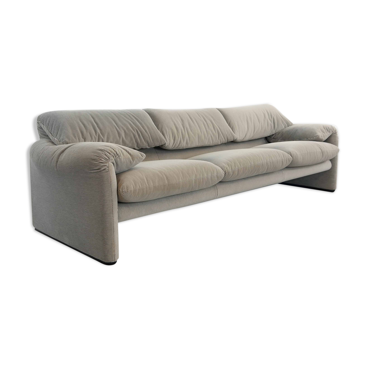 Cassina Maralunga 3-Seater Sofa by Vico Magistretti in grey striped fabrics