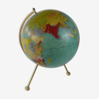 Globe terrestre de 1967