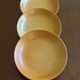Set of 4 CNP village stoneware skullcap plates