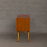 Dresser danish 3 drawers