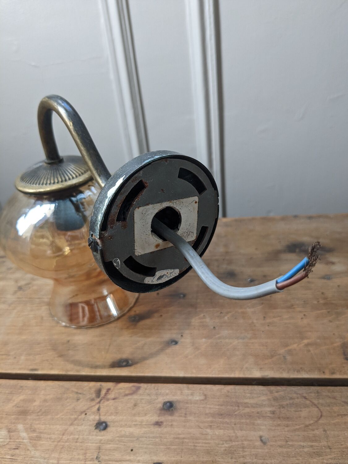 Vintage wall lamp