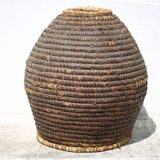 Old basket, burgundy straw and bramble, woven basket, interior decoration, pantry, flowerpot