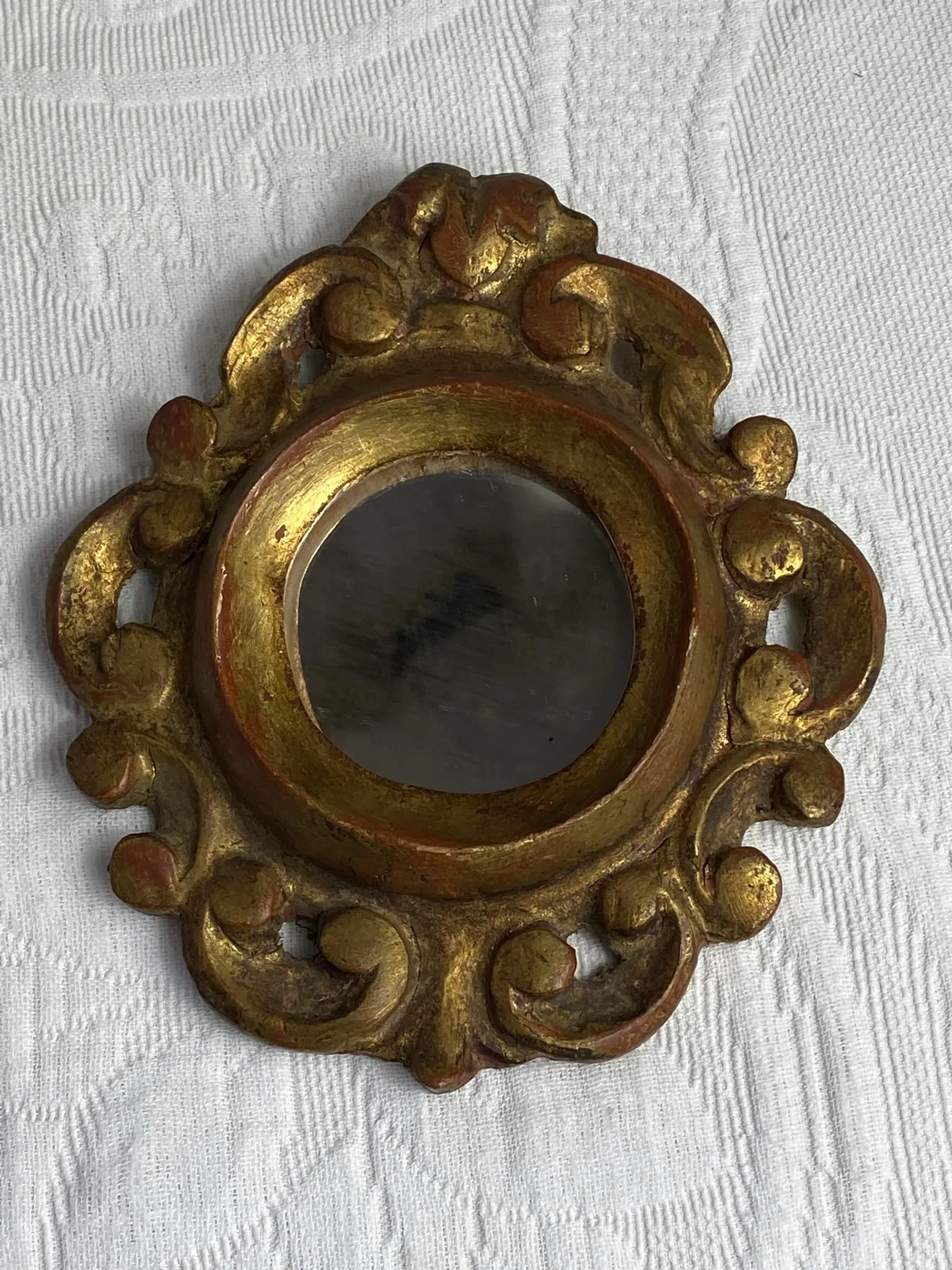 Miroir en bois sculpté de style rococo