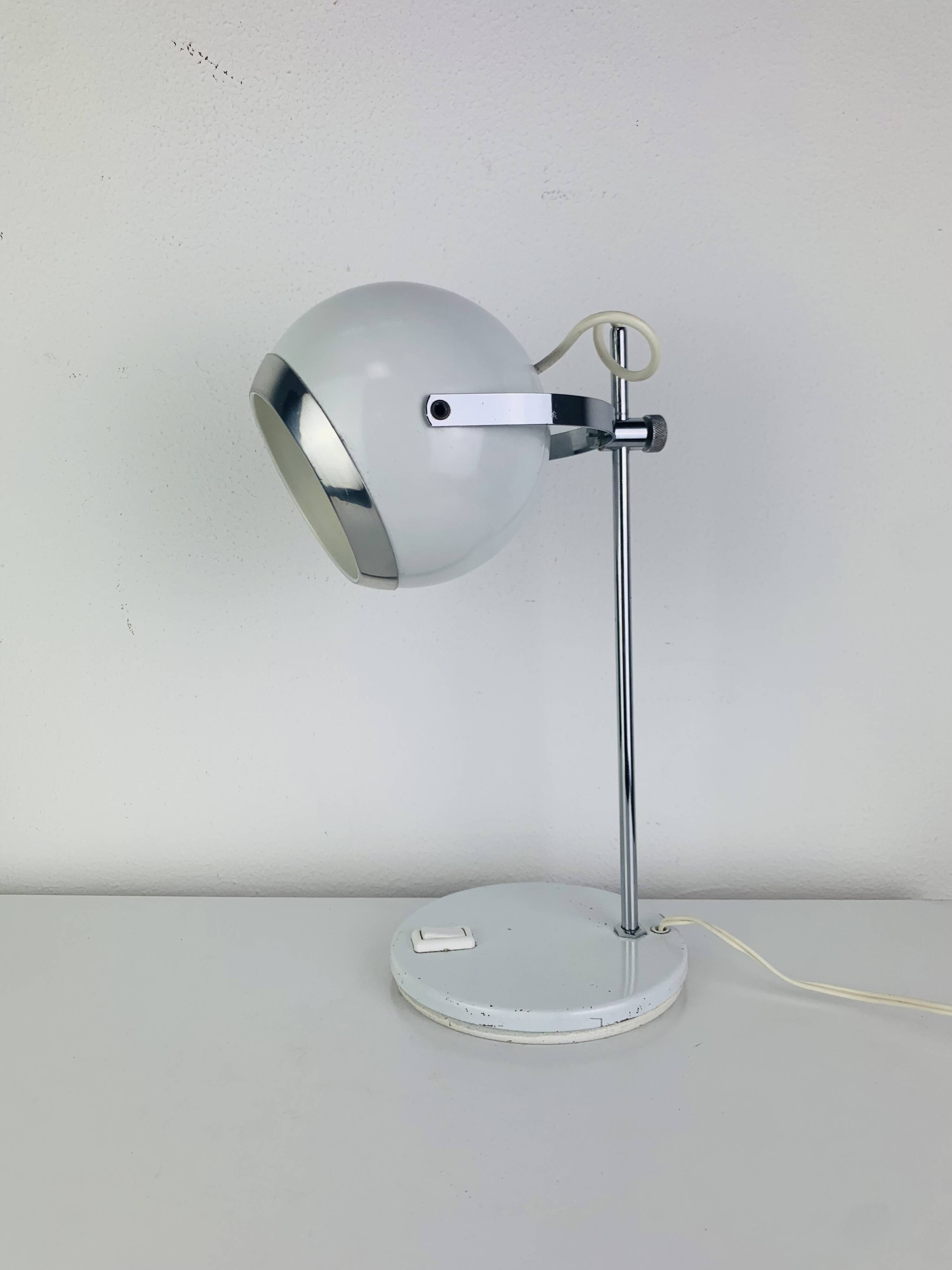 White Space Age eyeball desk lamp, 1970s