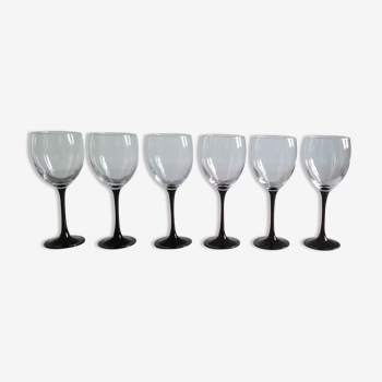 Set of 6 Luminarc wine glasses