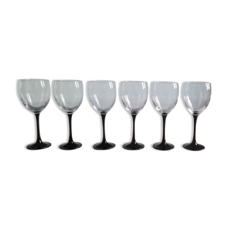 Set of 6 Luminarc wine glasses