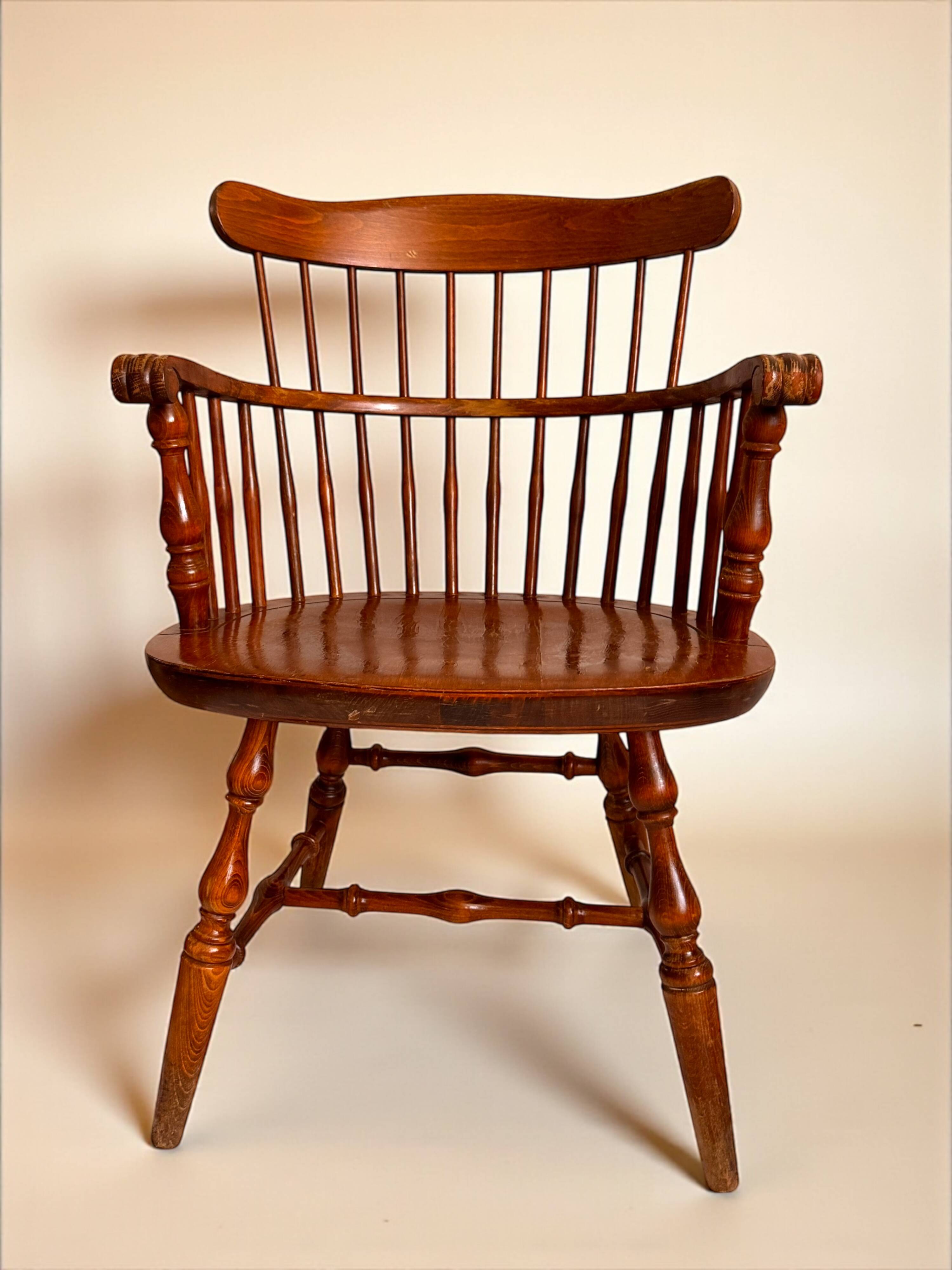 Paire de fauteuils anglais Windsor à barrettes (années 60)