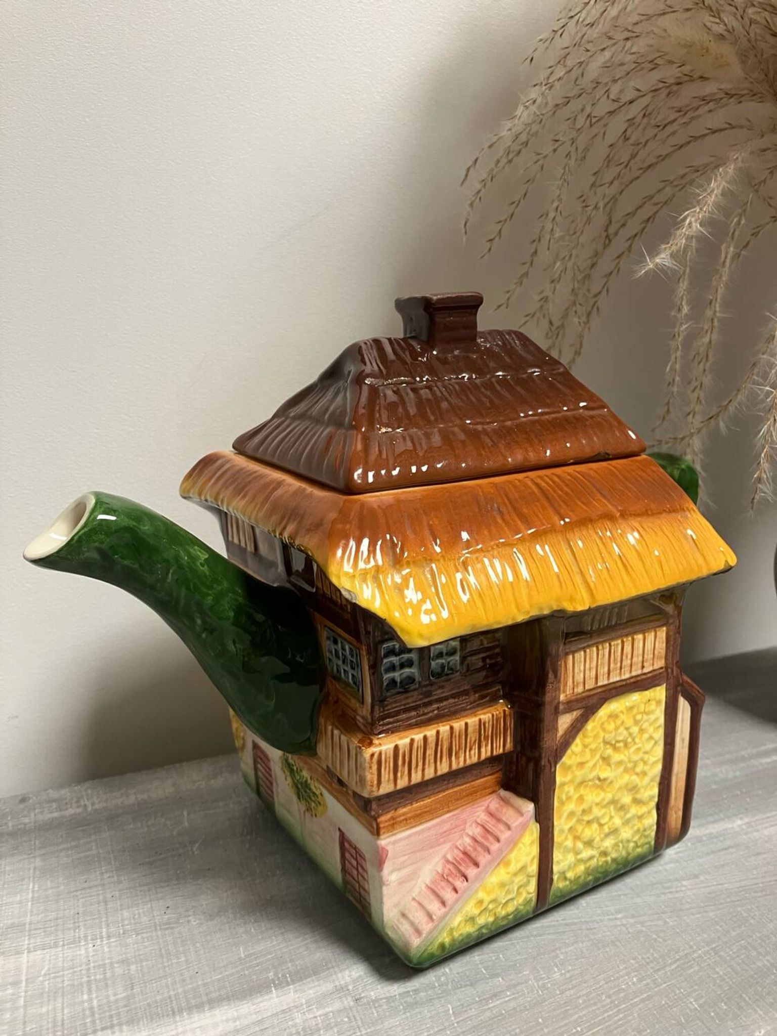 Vintage-Charmante théière-Forme maison-West Germany
