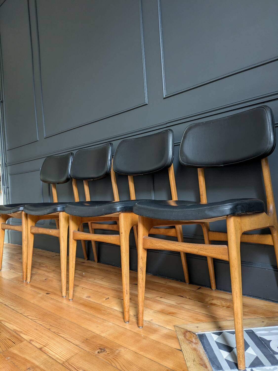 Set of Stella chairs