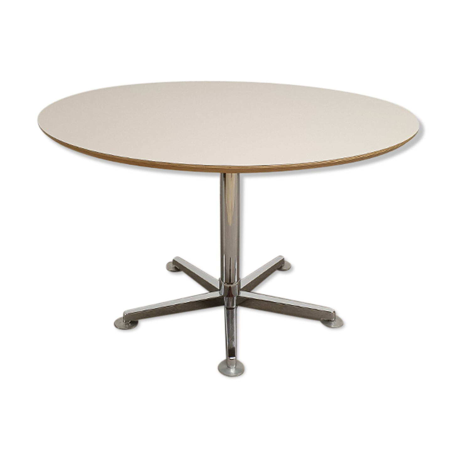 Round Casus table by Toine van den Heuvel for Artifort / lande, 2005