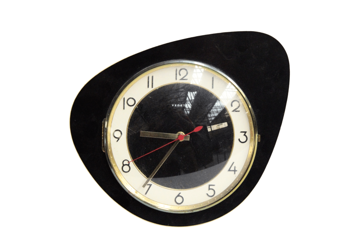 Wall clock 50s