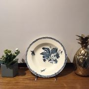 Hollow plate, insect and strawberry décor, Manufacture Choisy the King, Iron Land, H Boulenger - Co.