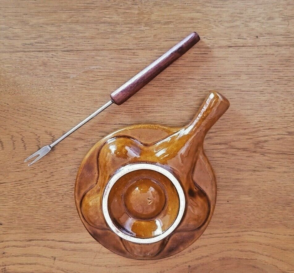 Set Of 4 Vintage French Escargot Snail Cook Pots 6 Snail Wells With Forks 3488