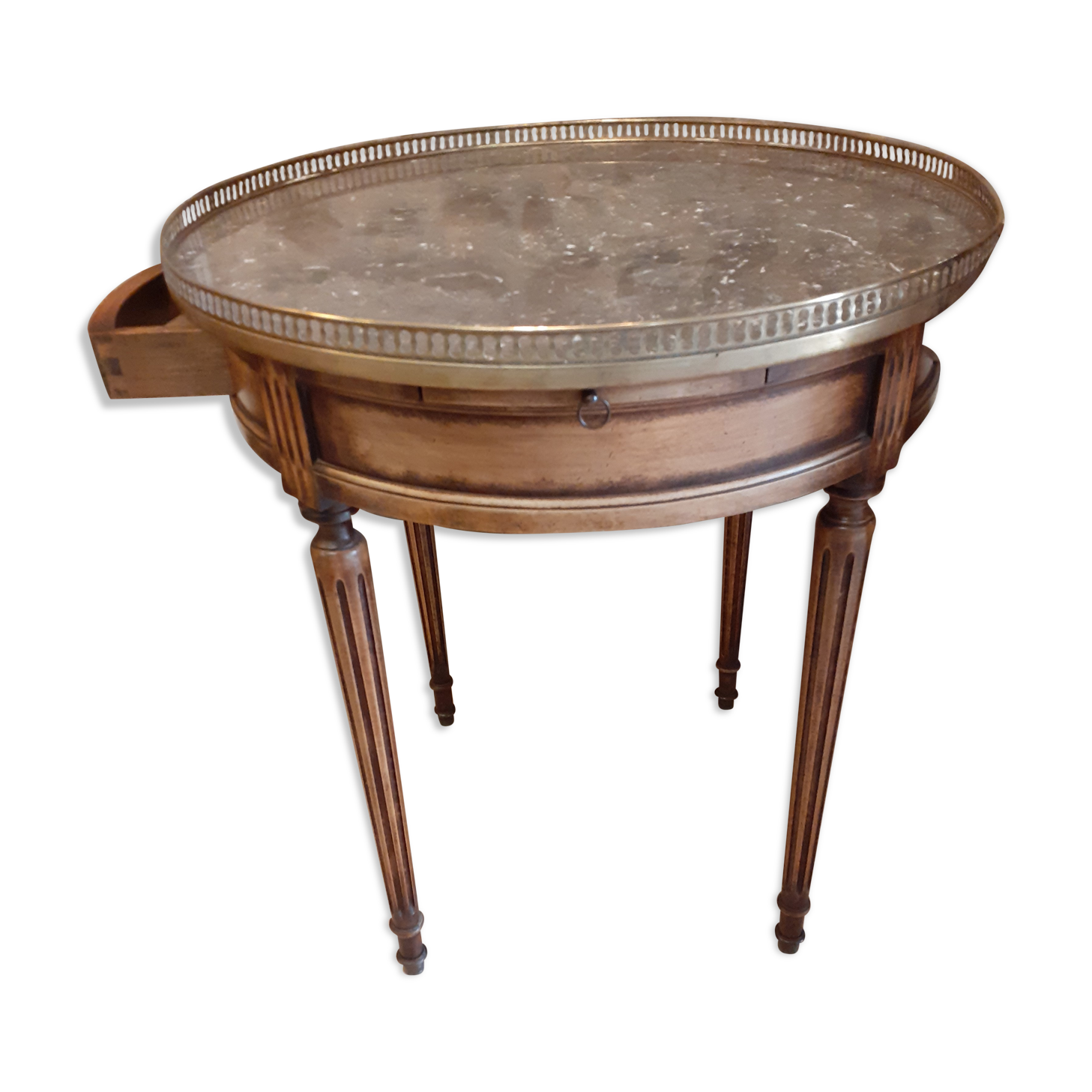 Walnut hot water table