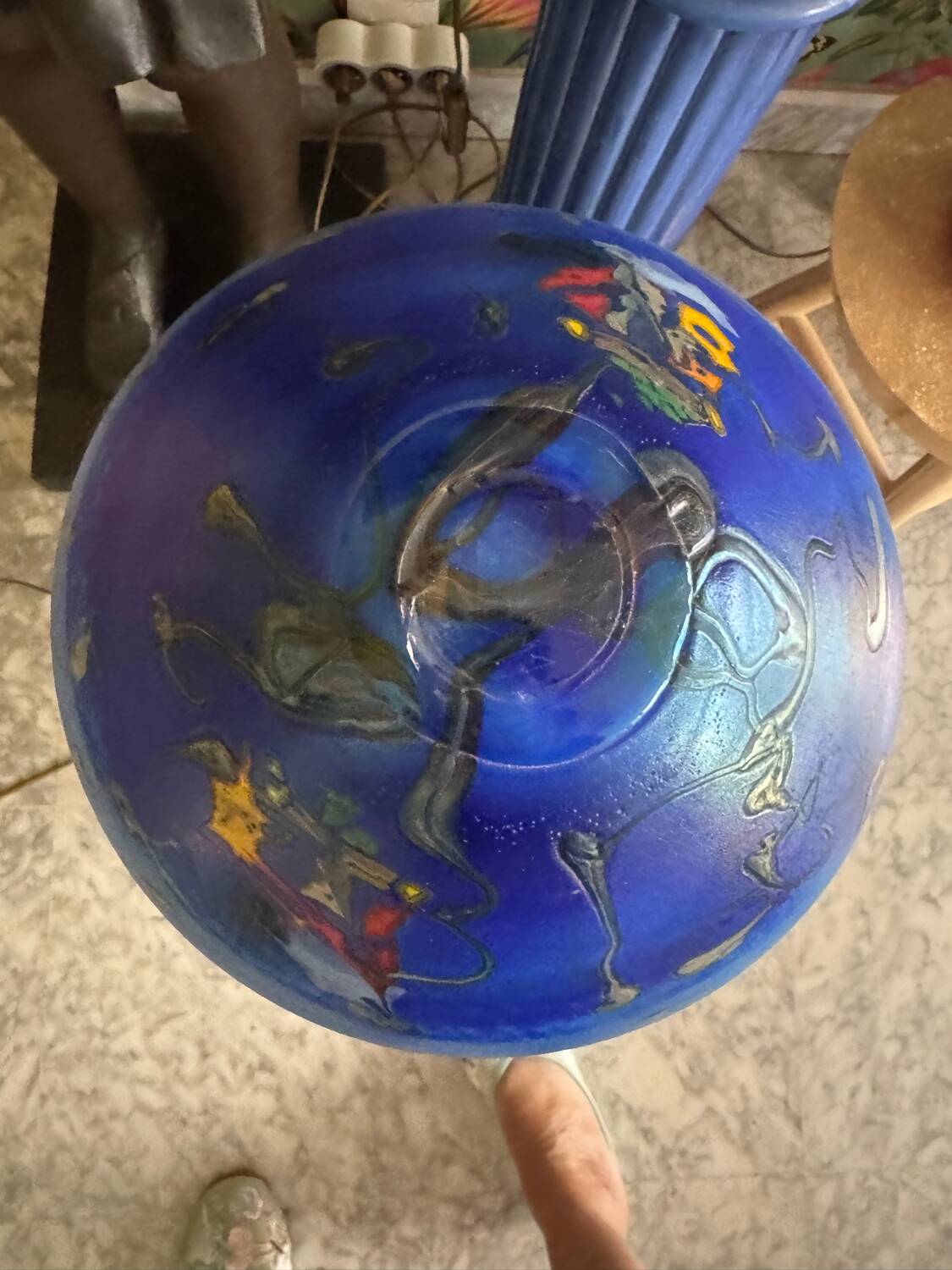 Lampe en verre soufflé à la bouche. Pascal Guyot