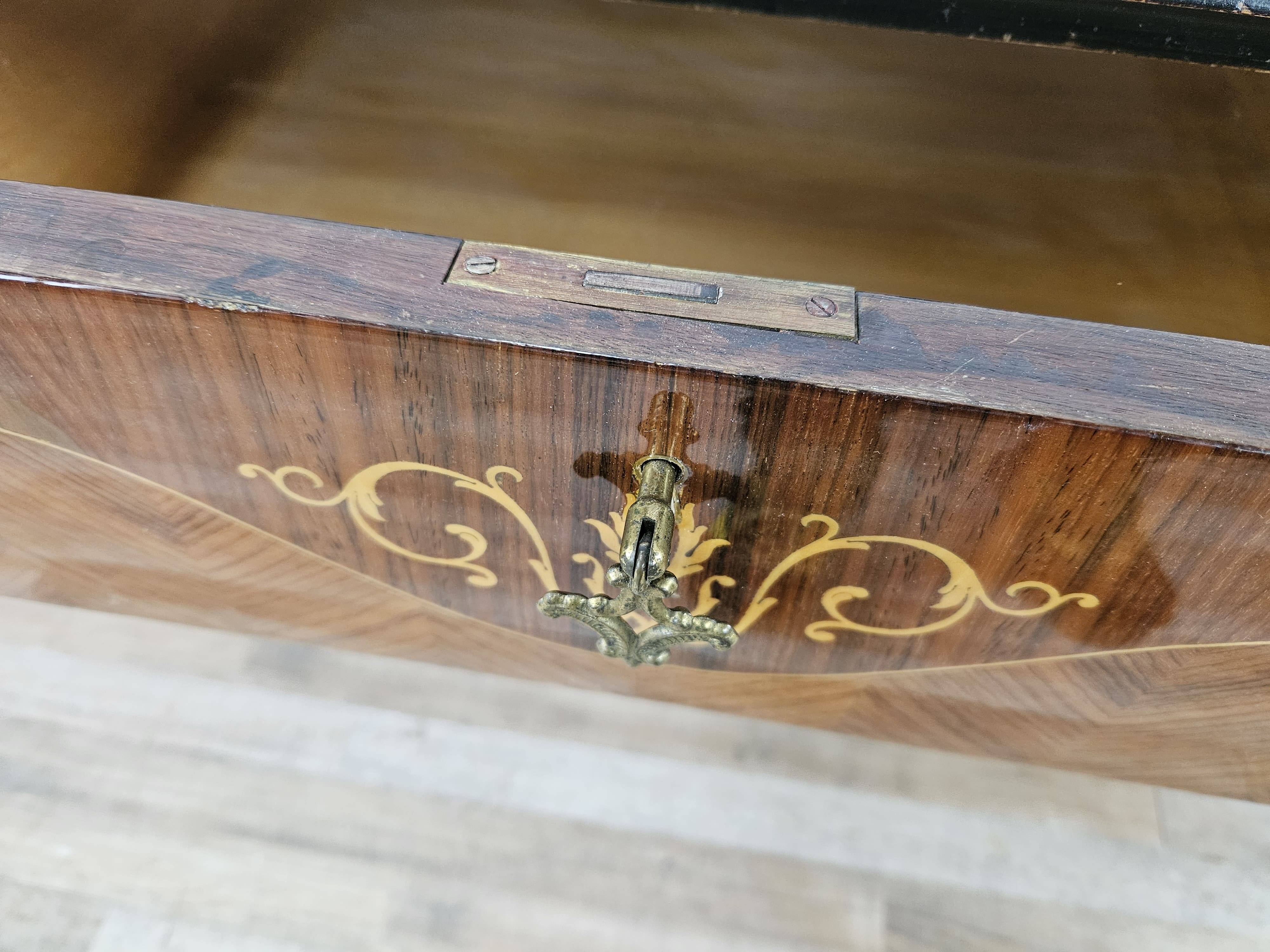 1960s bedroom dresser with six drawers and glass top