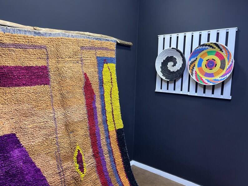 Handmade Moroccan rug 250cm x 150cm