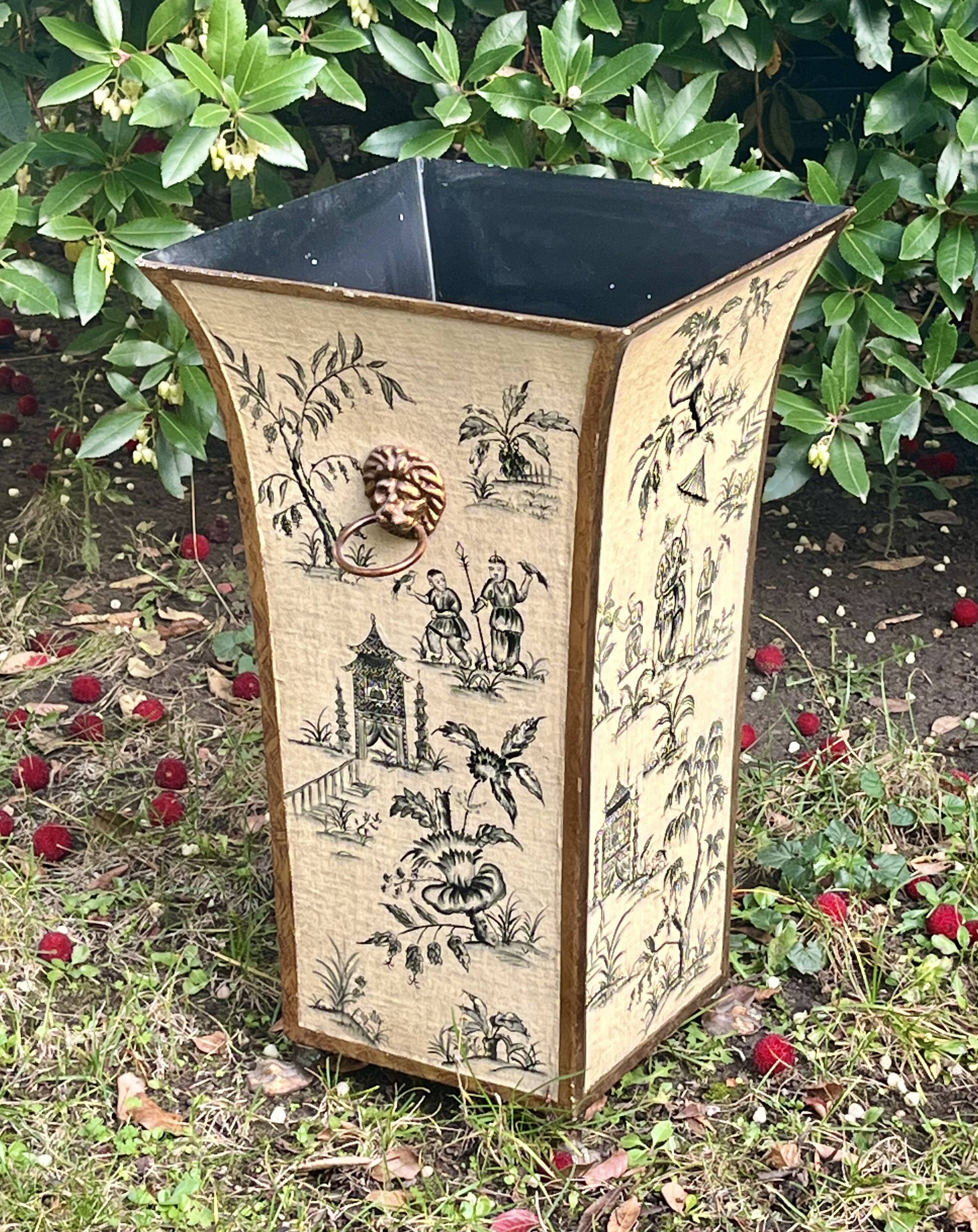 Large metal cache-pot - Chinese decoration - Lion's paws - Very good condition