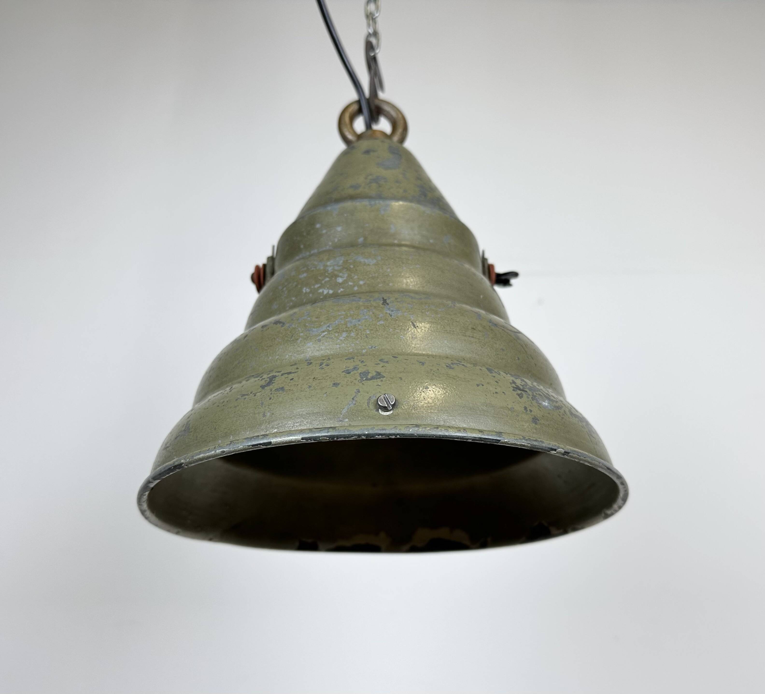 Green Industrial Aluminium Hanging Lamp, 1970s
