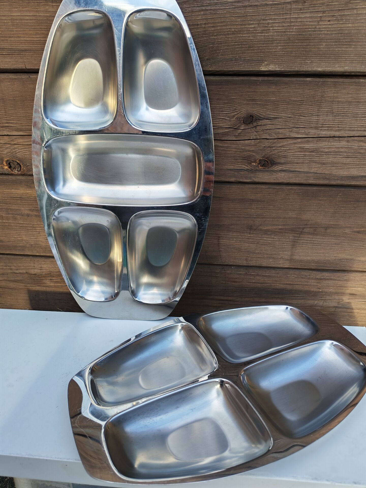 2 plateaux Alessi