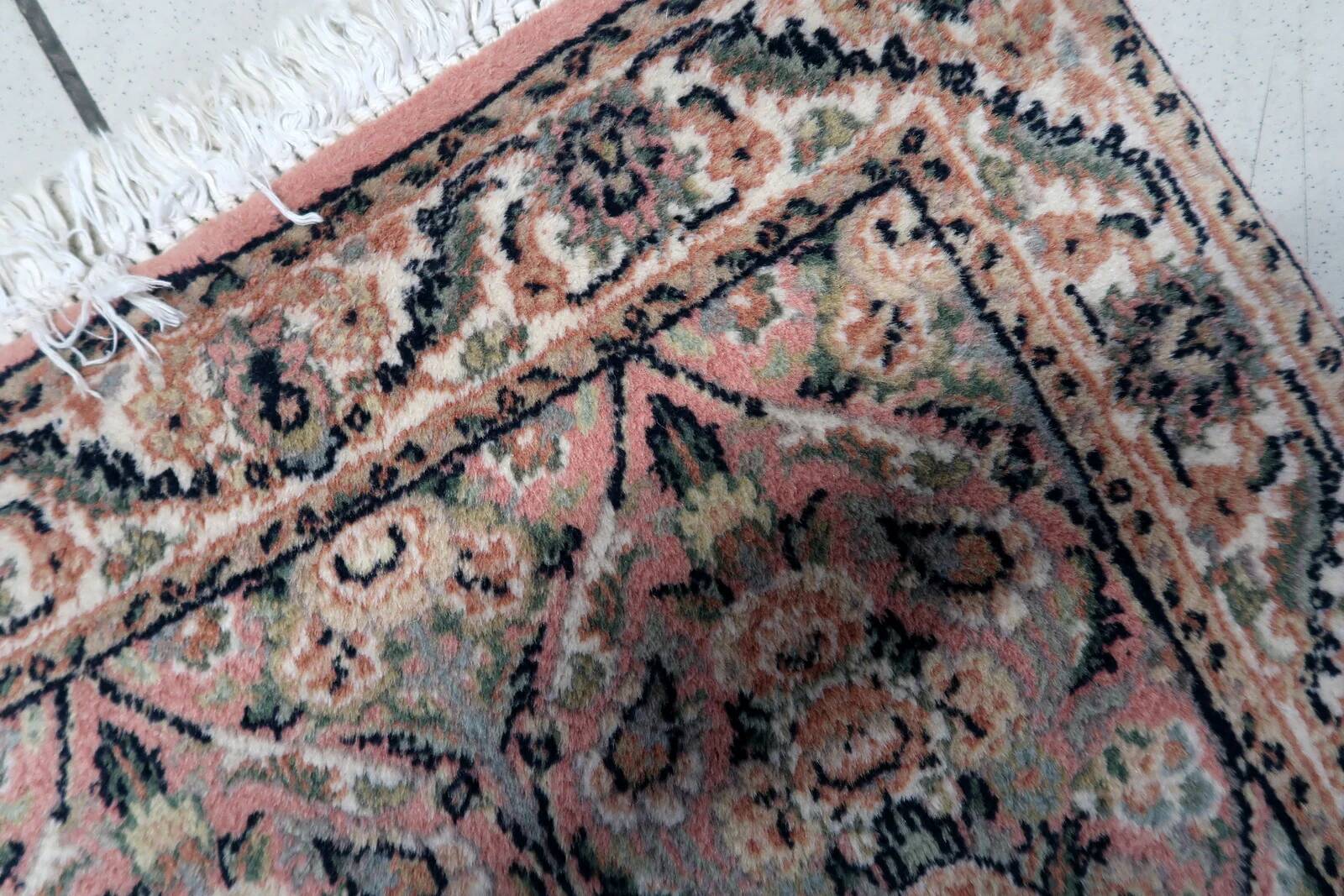 Handmade vintage Persian Kerman rug  61cm x 97cm 1950s