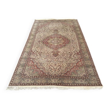 Tapis persan fait main