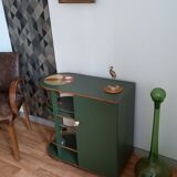 Mini artdeco bar on roulette
