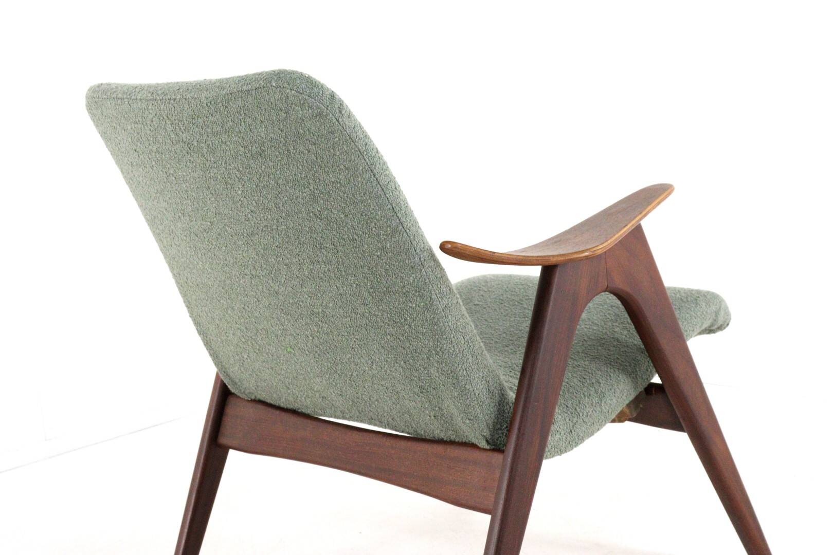 Wébé armchair ladies model by louis van teeffelen