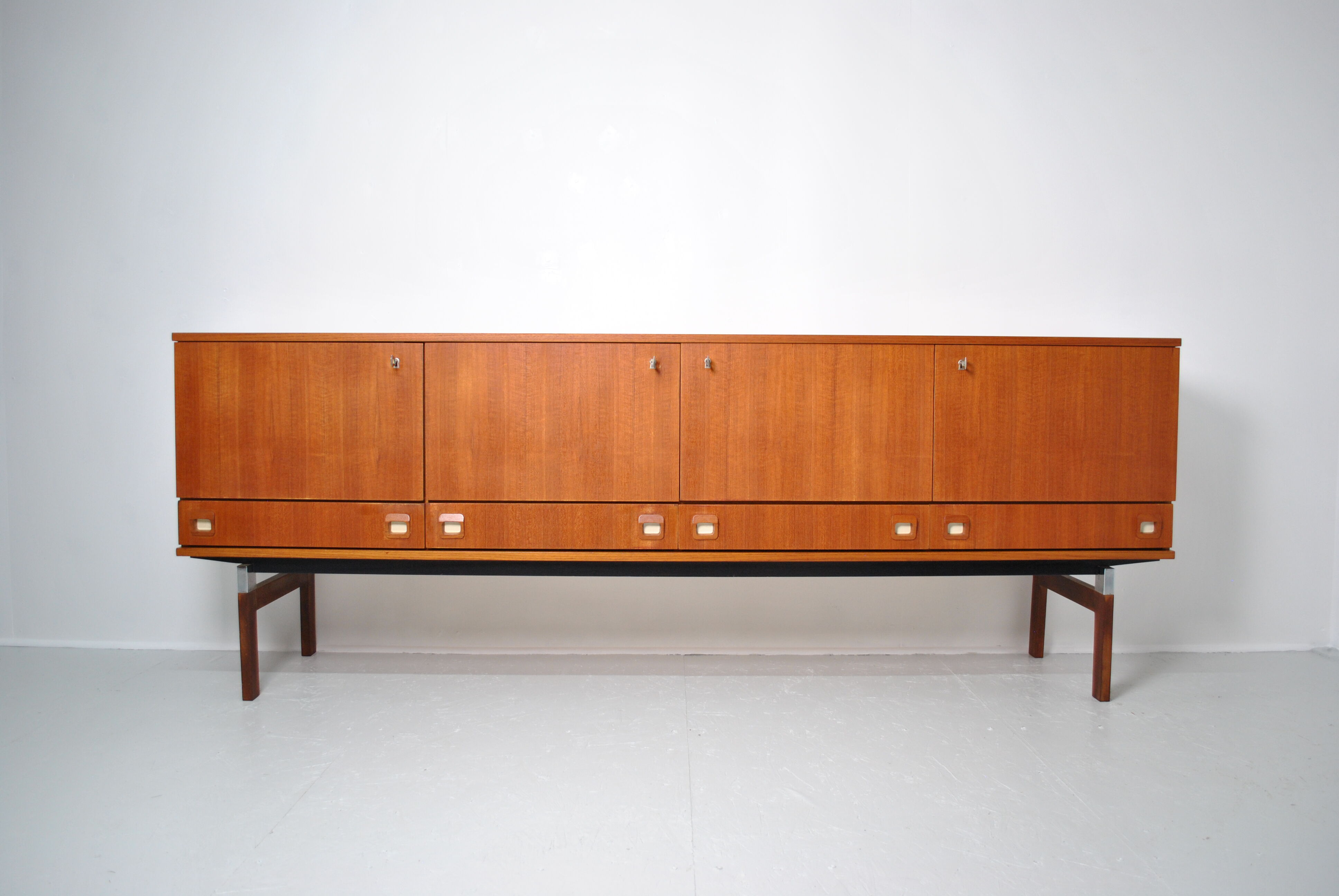 Enfilade en teck 1970