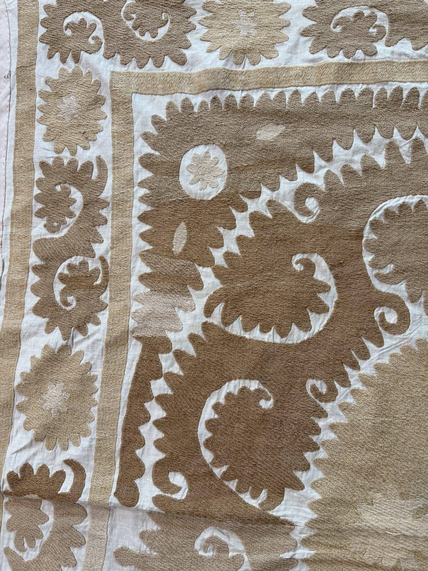 Vintage hand-embroidered tablecloth 137x147 cm