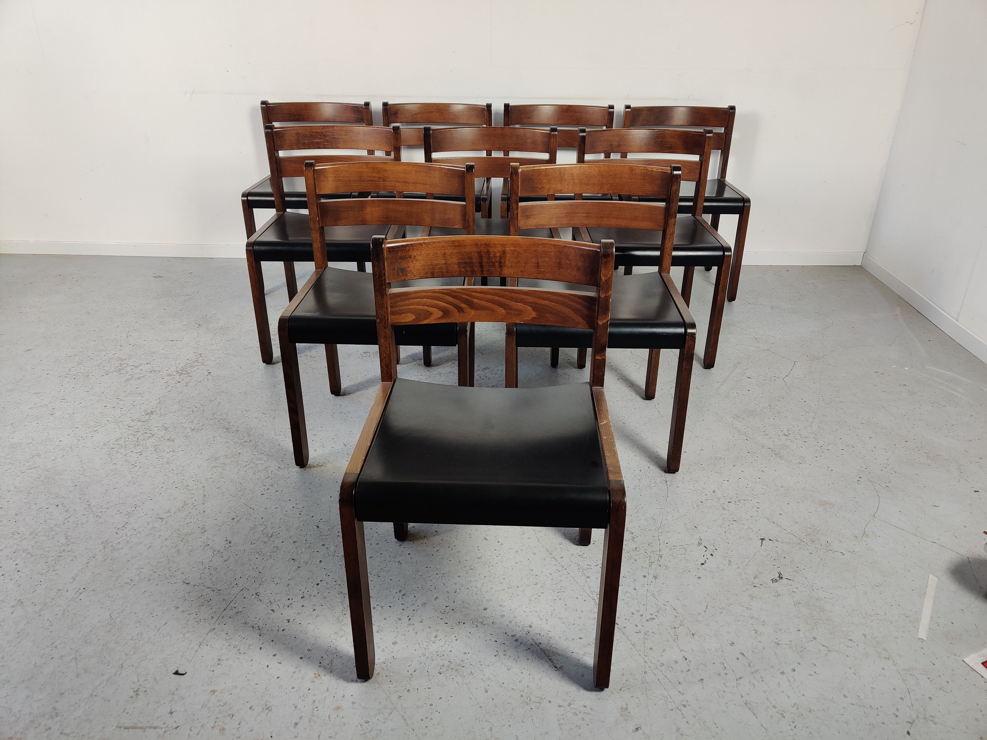 10 vintage chairs 70s/80s