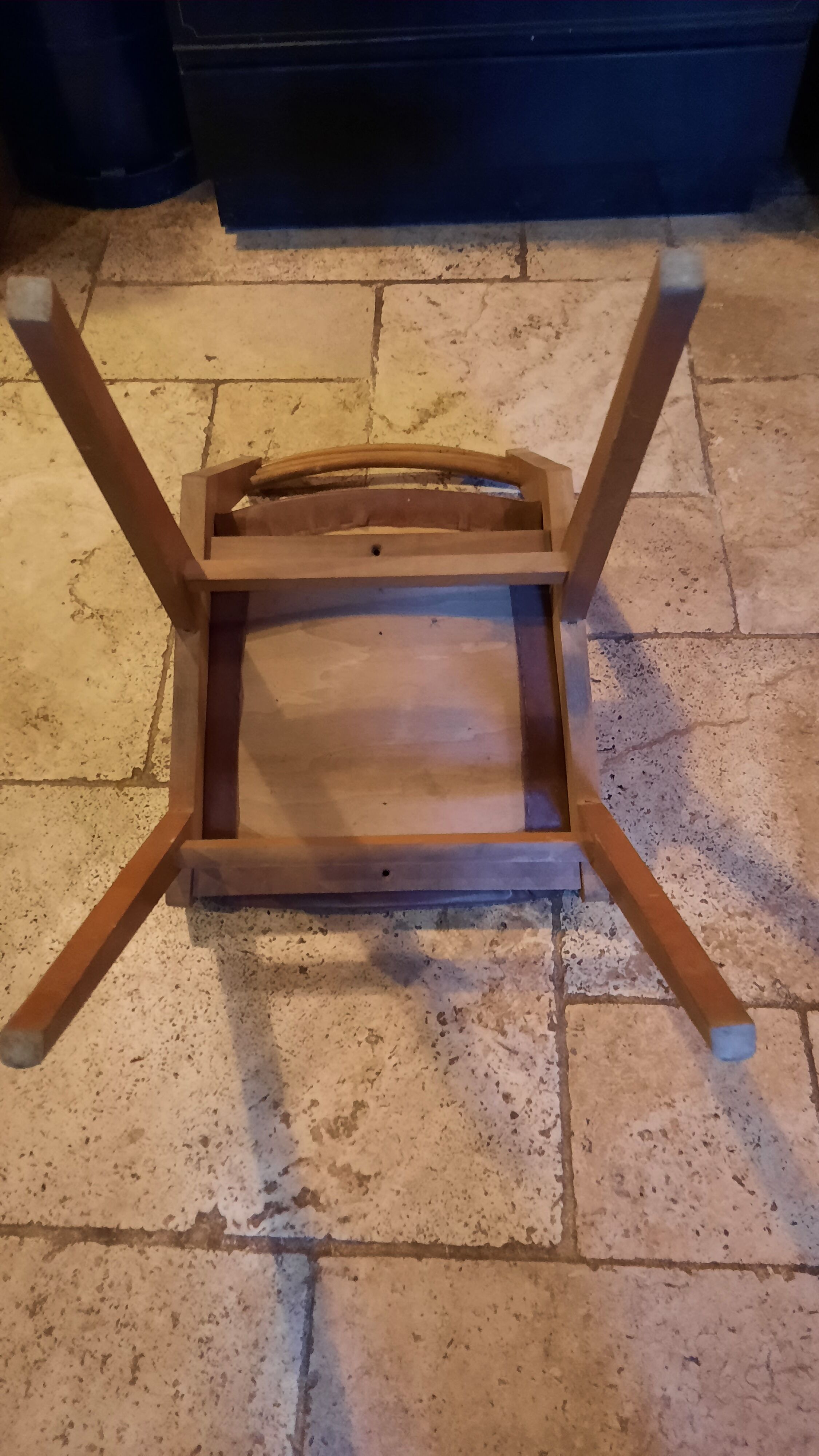 6 Scandinavian style chairs