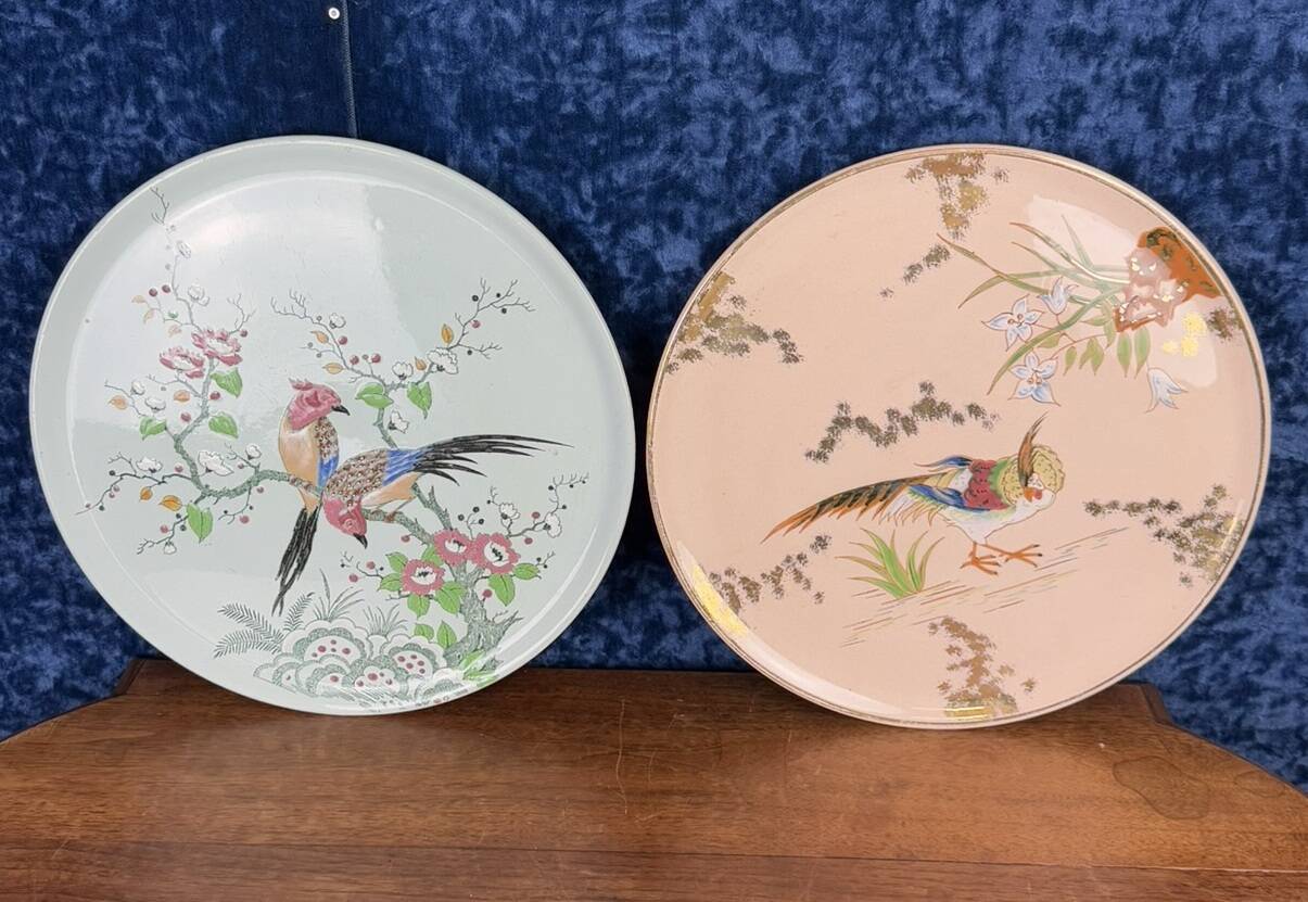 Longwy: large earthenware and enamel pie dishes in Japanese style