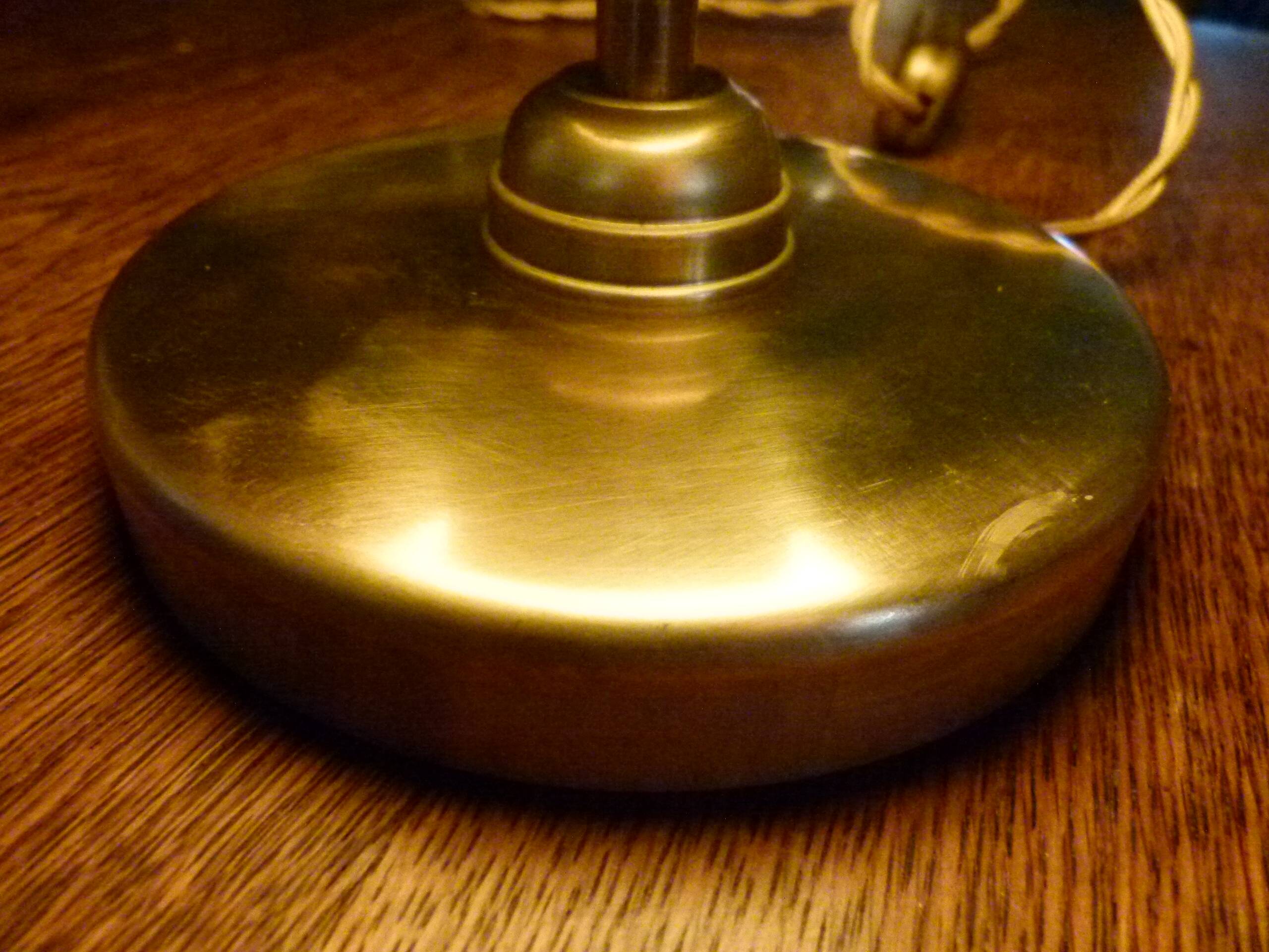 Lampe de table Candia papillon en verre Loetz