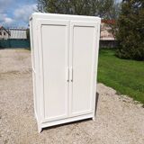 Armoire parisienne