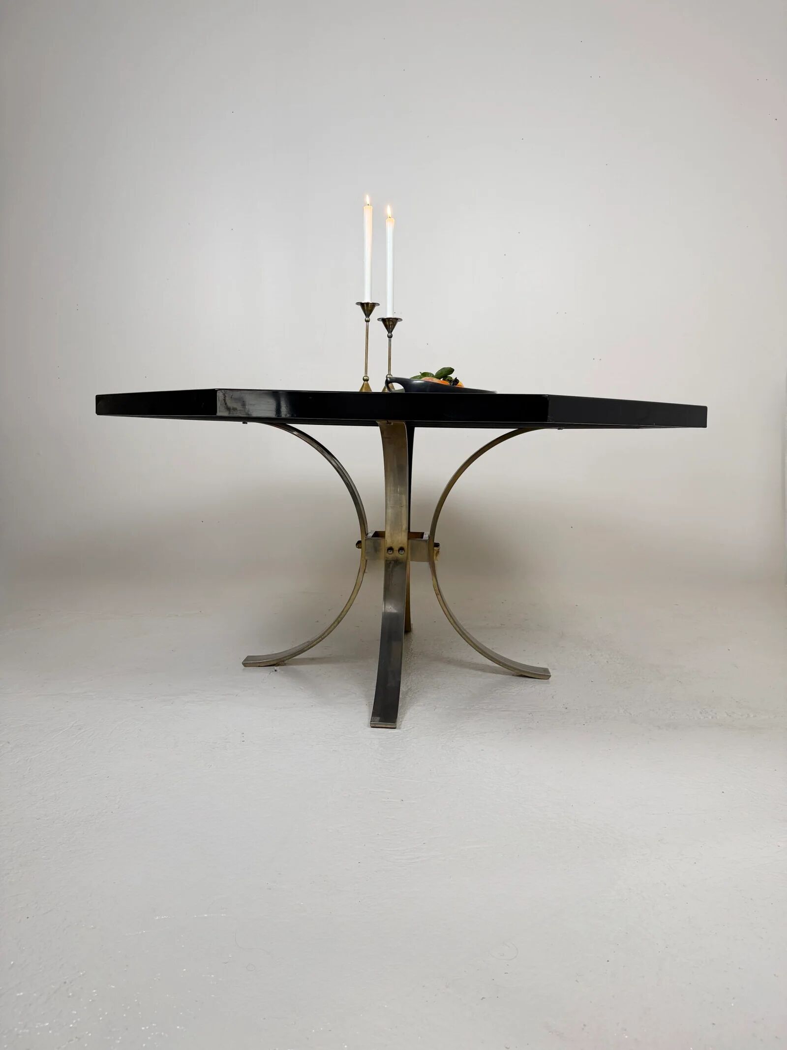 Octagonal dining table in resin, Italy 1970s